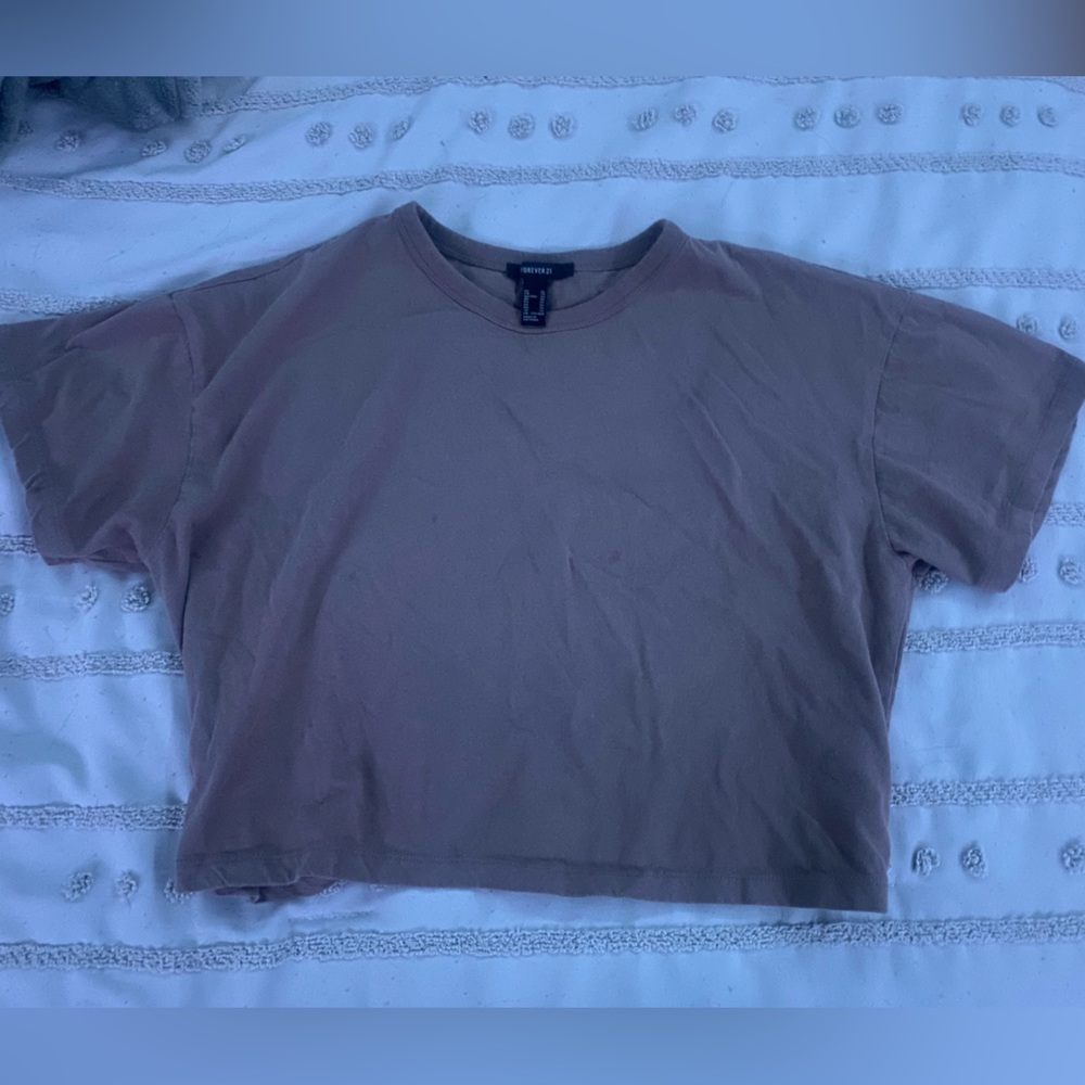 Forever 21 cropped tee